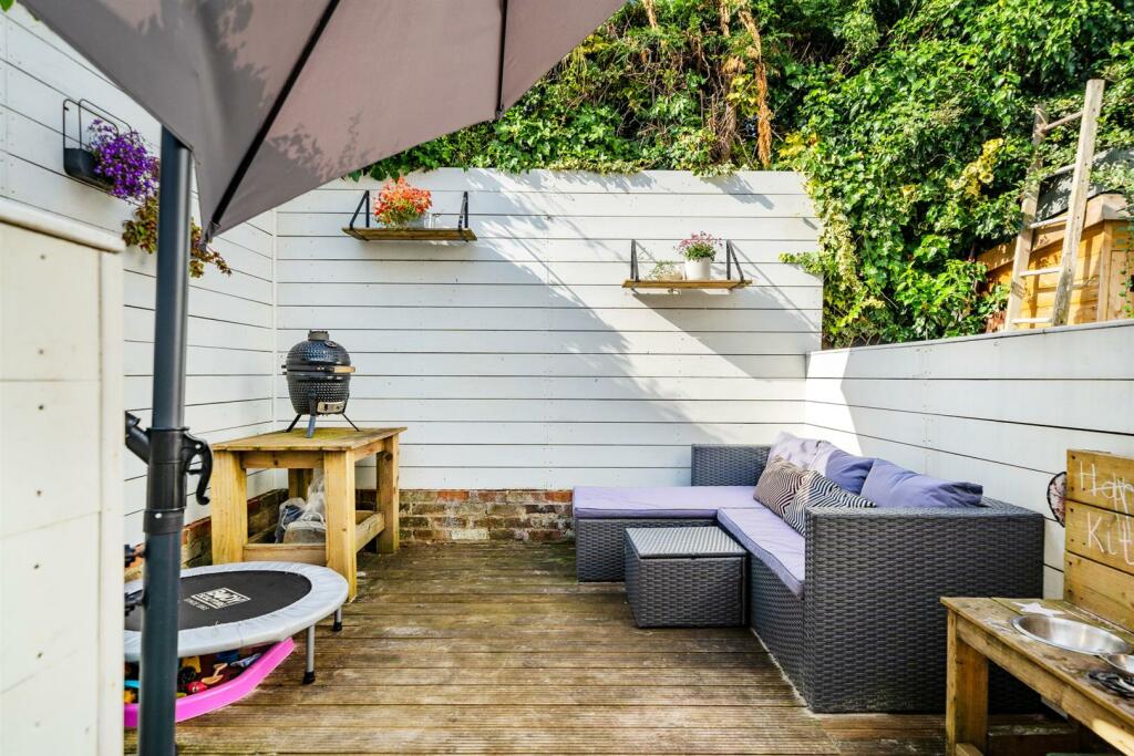 Additional image 13 of Derby Road, Aston-On-Trent, Aston-On-Trent