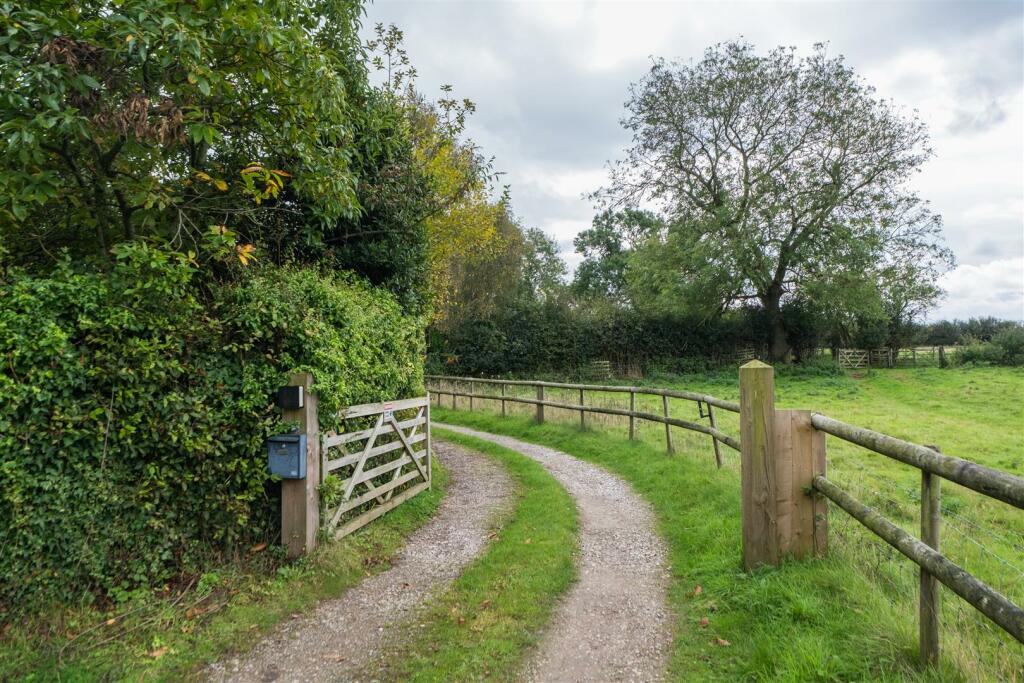 Additional image 9 of Alpraham Green, Alpraham
