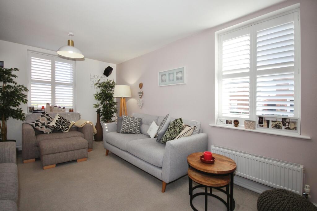 Additional image 5 of Woodhead Road, Warwick, Warwickshire, CV34