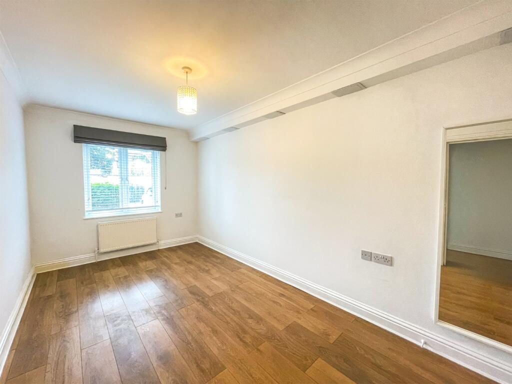 Additional image 6 of Fairways Court, The Grove, Gravesend, Kent, DA12