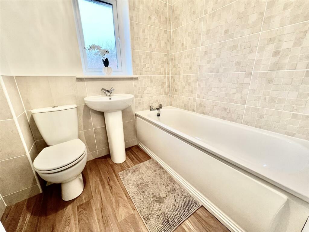 Additional image 23 of Weaving Lane, Darlington