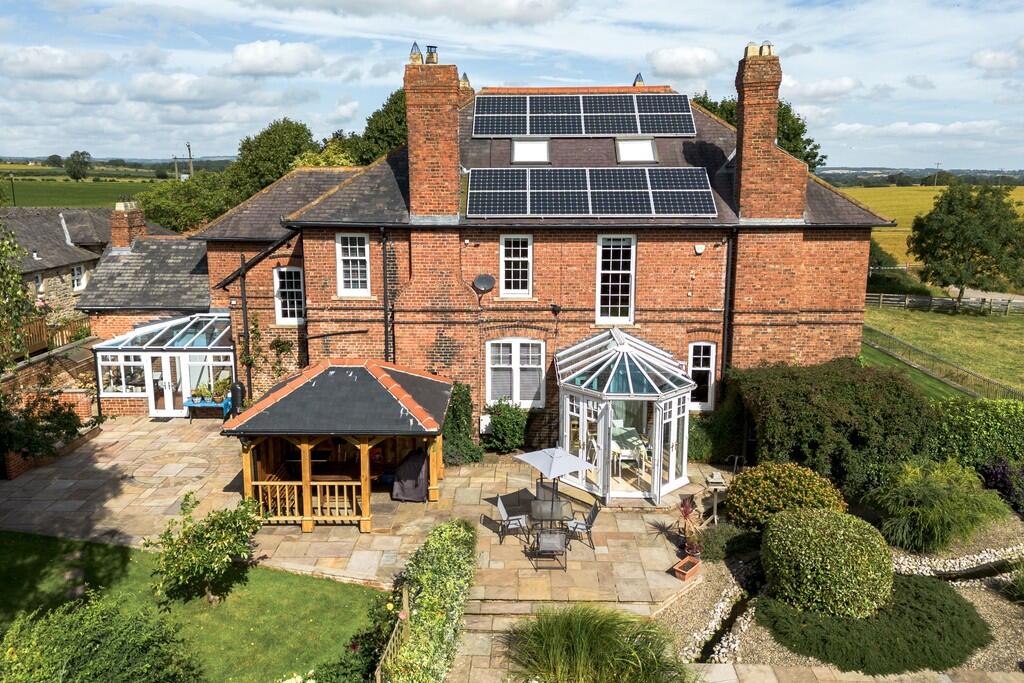 Additional image 26 of Tunstall