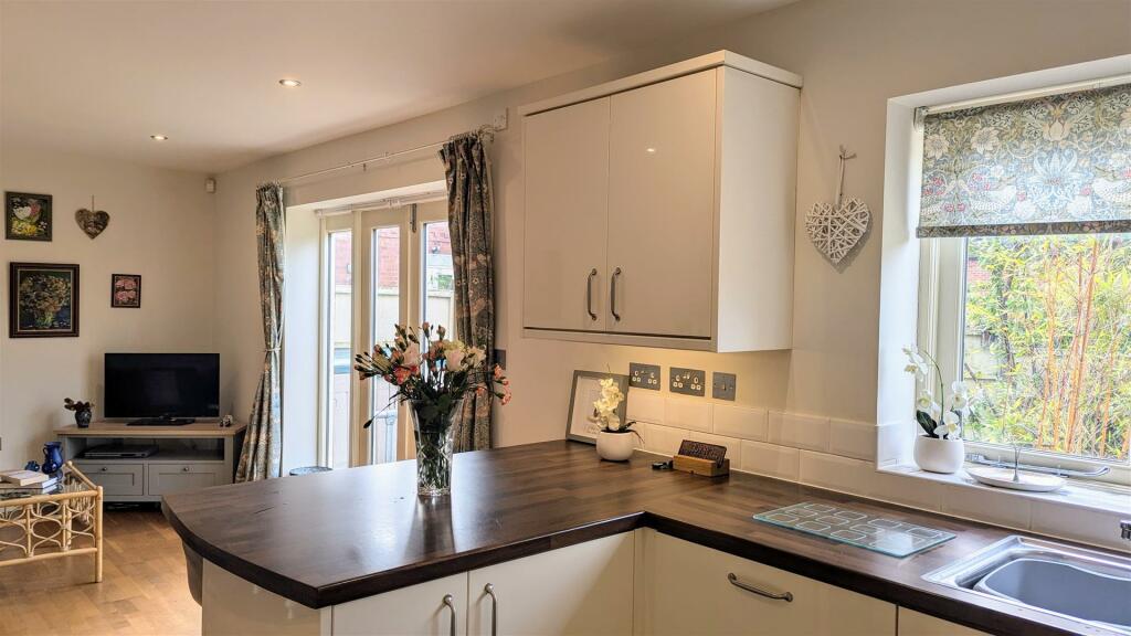 Additional image 16 of Barton Road, Carlton