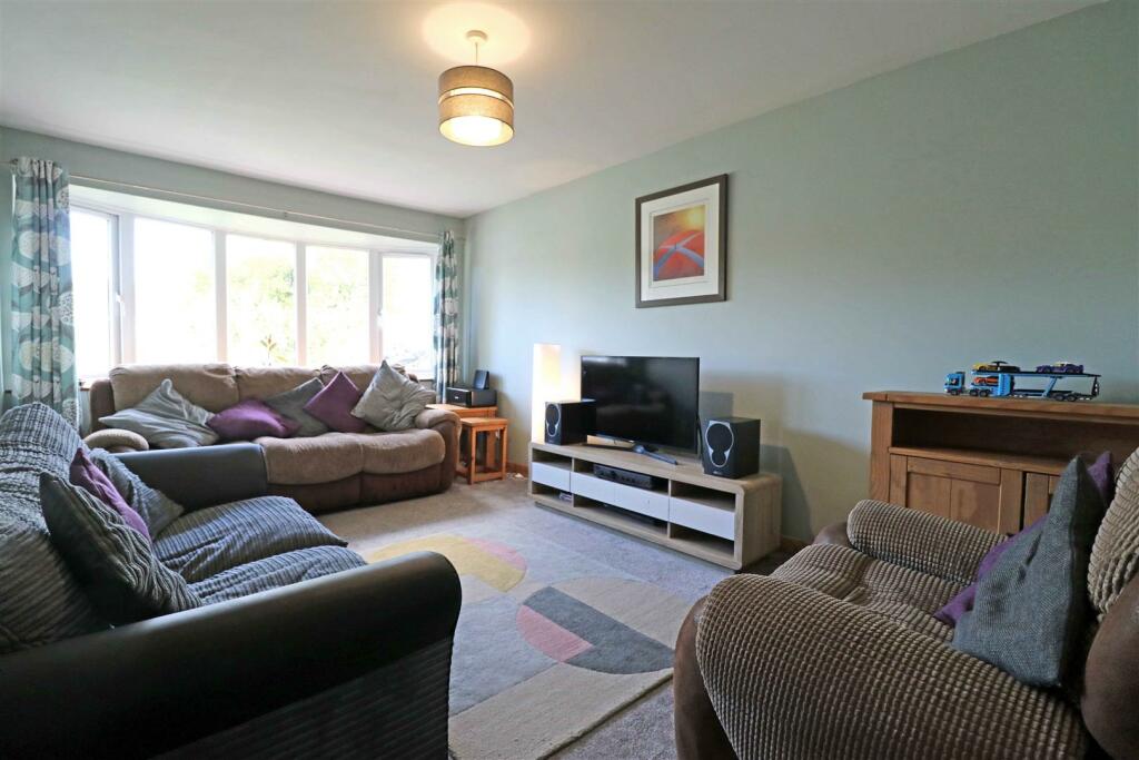 Additional image 3 of Edmondes Close, Warwick