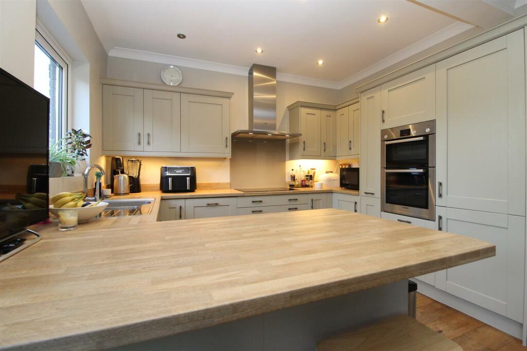 Additional image 4 of Epple Bay Road, Birchington