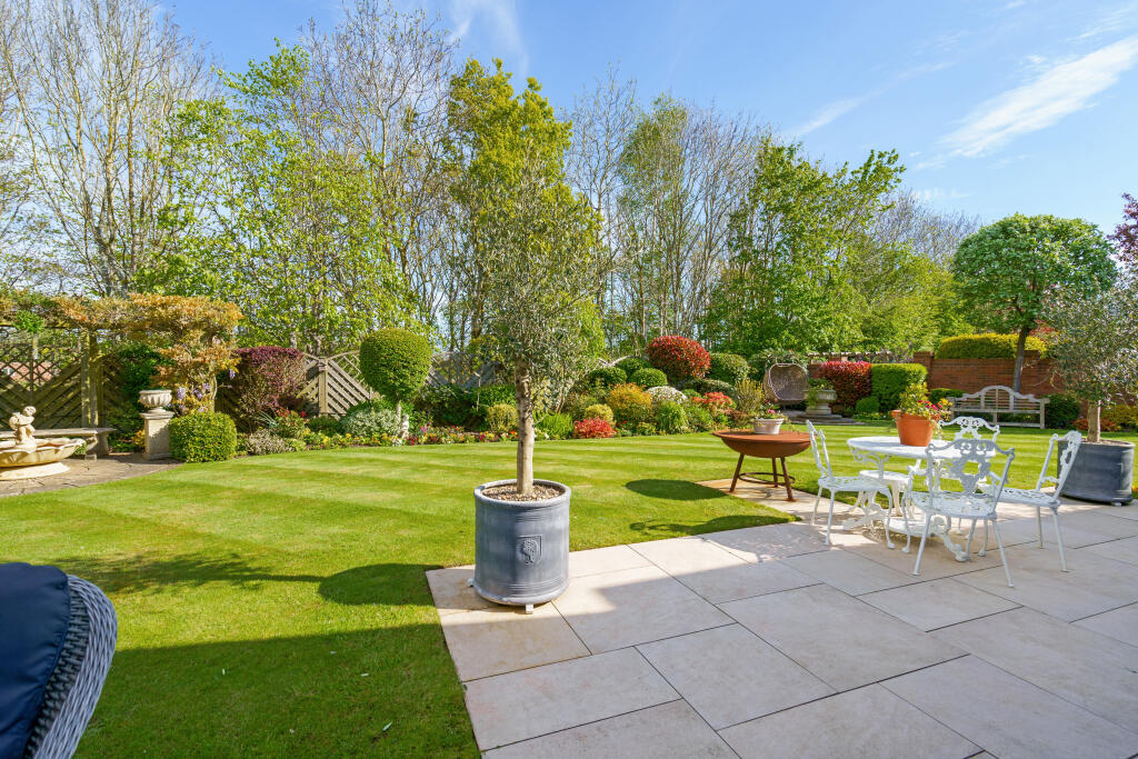 Additional image 12 of Oldborough Drive, Warwick, CV35