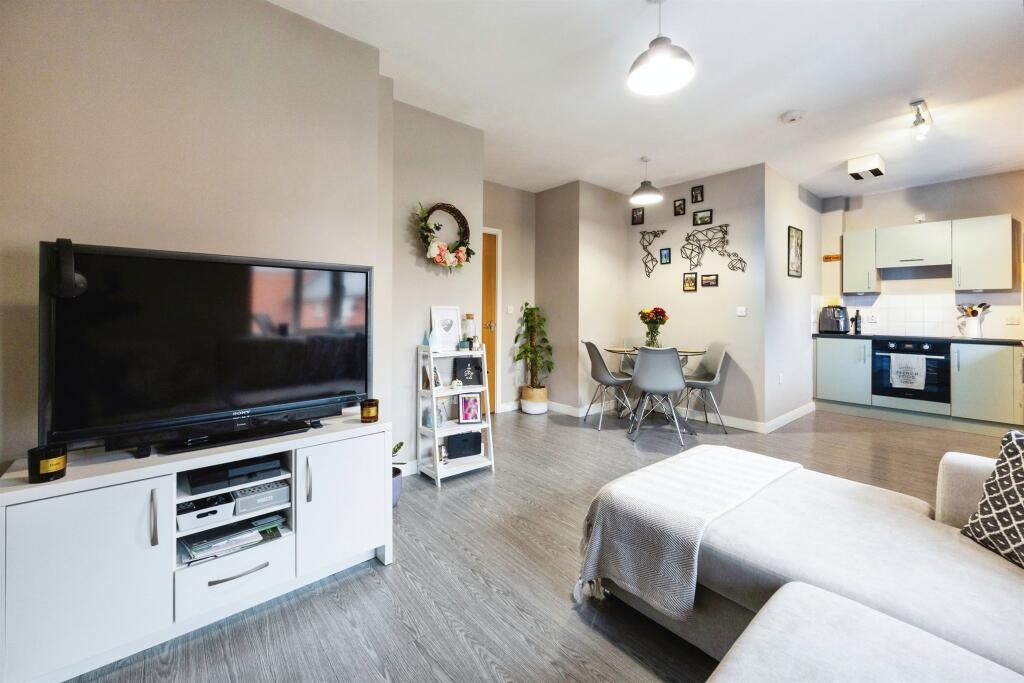 Additional image 5 of Westwood Drive, Canterbury