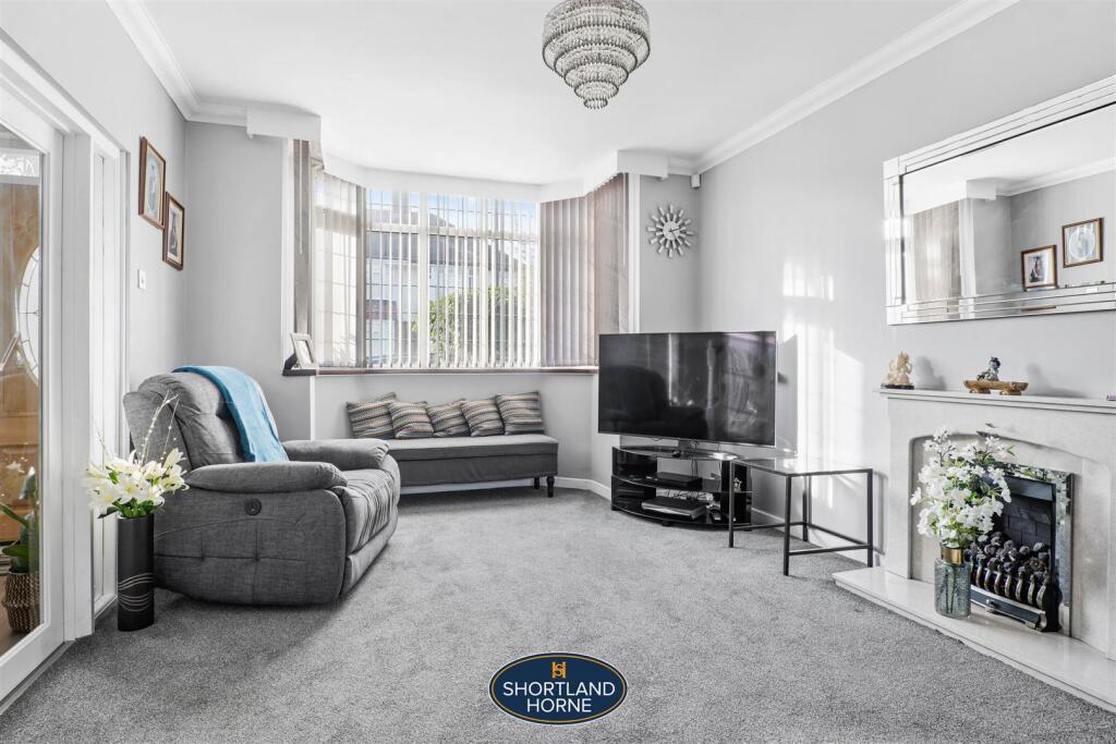 Additional image 4 of Arnold Avenue, Styvechale, Coventry