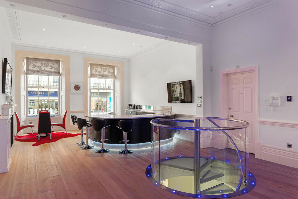 Additional image 34 of Parade, Leamington Spa, Warwickshire CV32 4DG