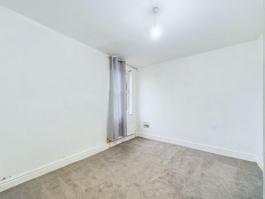 Additional image 8 of Chesterfield Road, Two Dales, Matlock