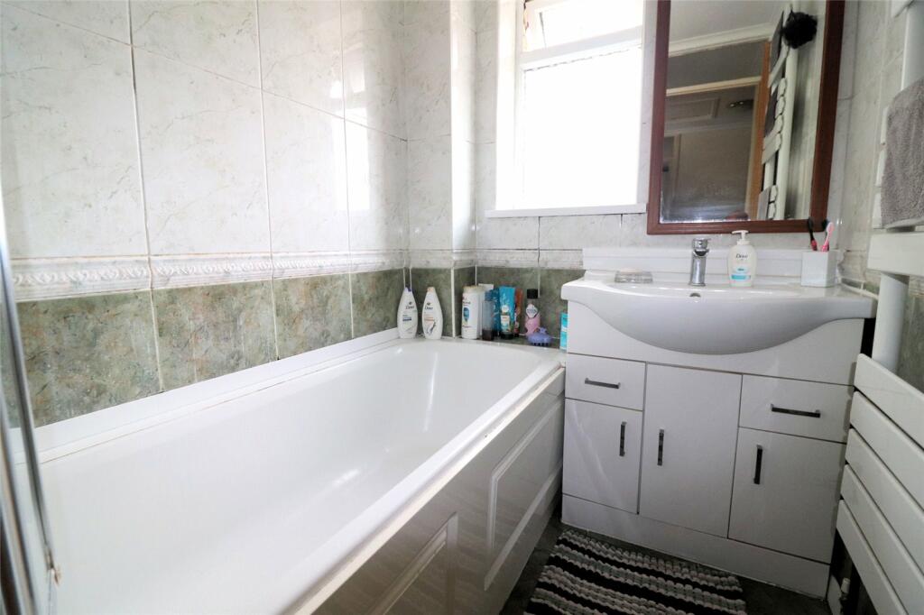 Additional image 16 of Silver Spring Close, Northumberland Heath, Kent, DA8