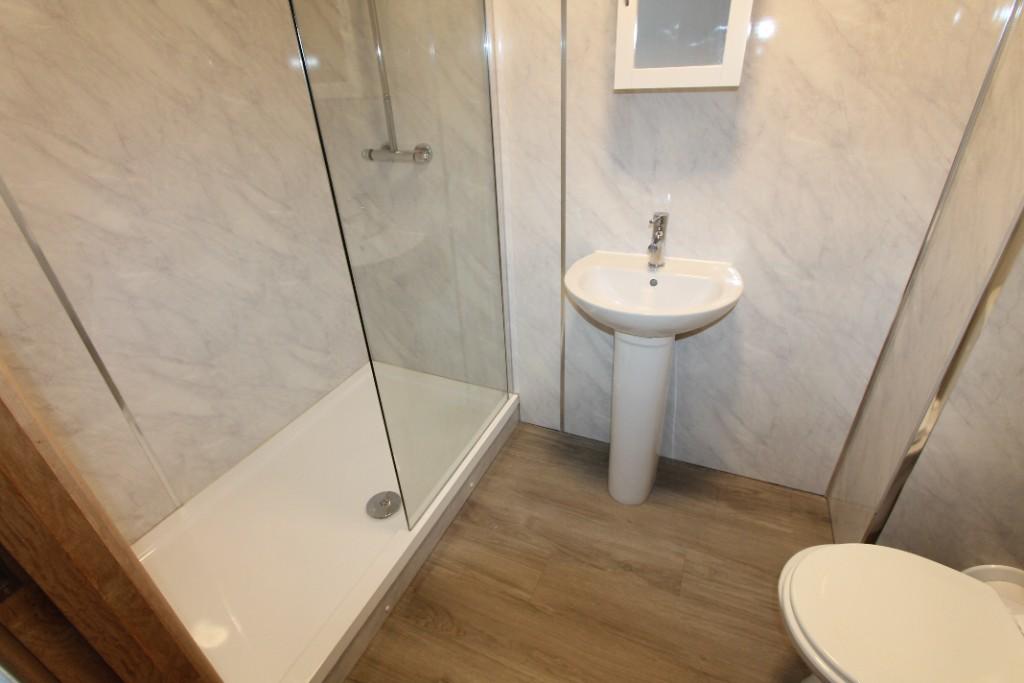 Additional image 4 of Flat 5, 118-120 Warwick Street, Leamington Spa, Warwickshire, CV32