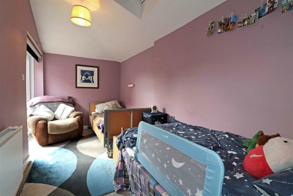 Additional image 9 of Edmondes Close, Warwick