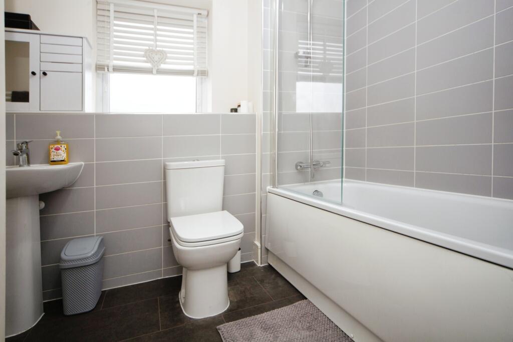 Additional image 12 of Anton Close, Rugby, CV21