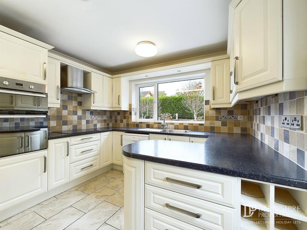 Additional image 7 of Highfield Close, Loscoe, Heanor, DE75