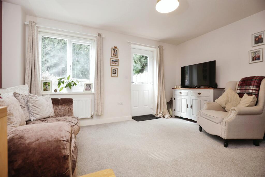 Additional image 5 of Harris Way, Kenilworth