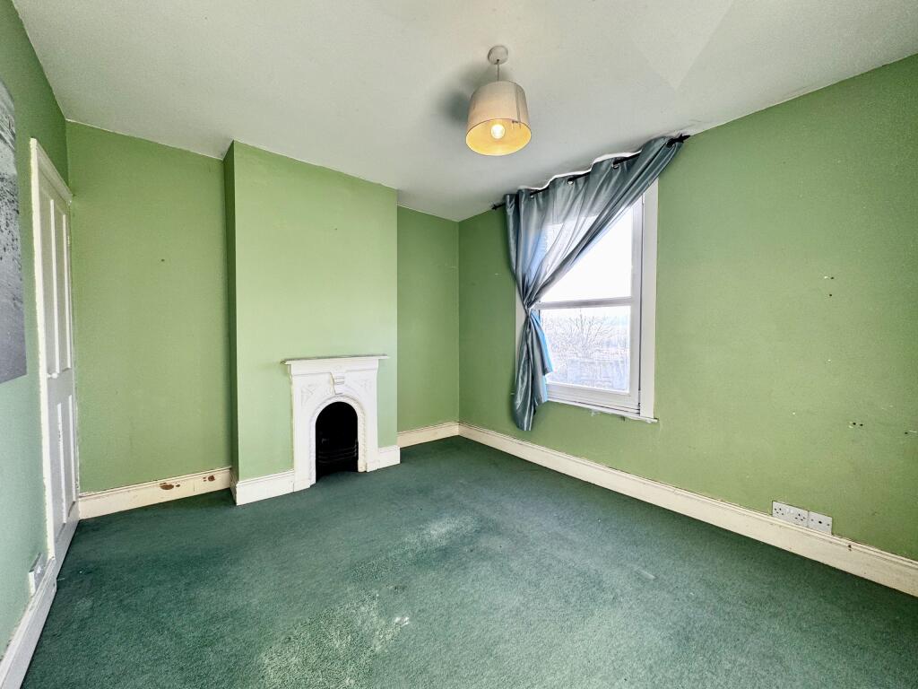 Additional image 6 of Burr Bank Terrace, Barn End Lane, Dartford, Kent