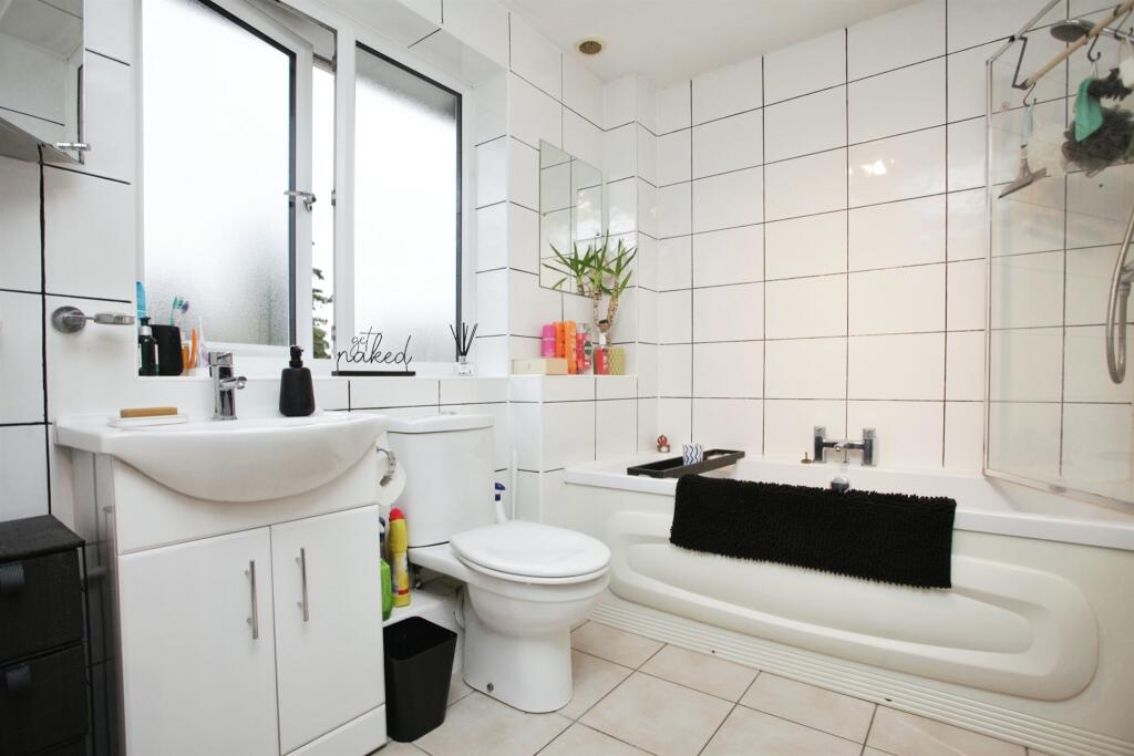 Additional image 18 of Newall Close, Clifton Upon Dunsmore, Rugby