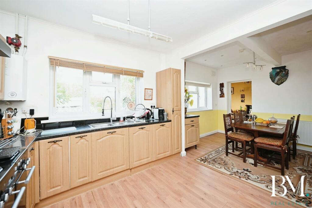 Additional image 5 of Unique Detached Bungalow, Dunchurch Road, Rugby