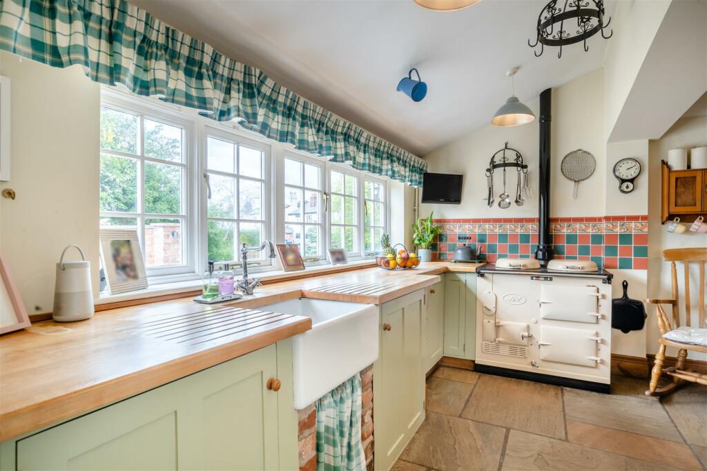 Additional image 12 of A spectacular opportunity to own a Georgian Grade II listed detached property in the heart of the village