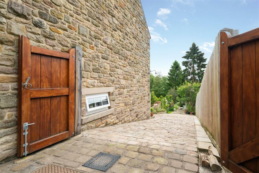 Additional image 68 of Baslow Cottage, Aston Lane, Oker, DE4 2JP