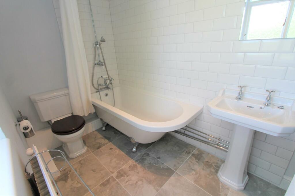 Additional image 6 of Russell Terrace, Leamington Spa