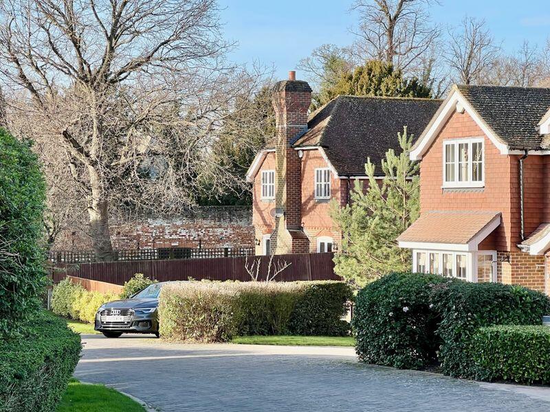 Additional image 31 of Holt Close, Sidcup