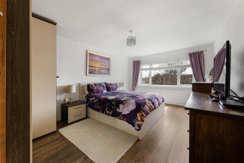 Additional image 11 of Oakwood Grove, Warwick