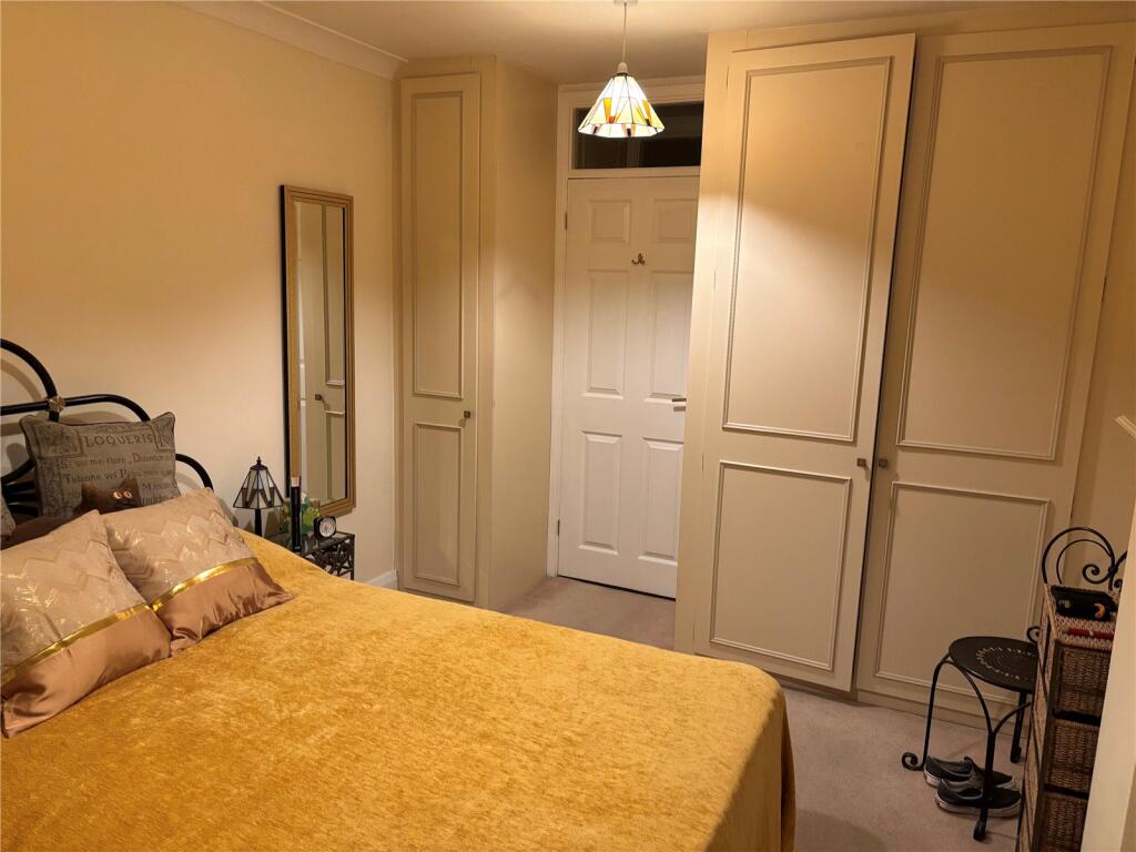 Additional image 21 of Gipsy Road, Welling, Kent, DA16