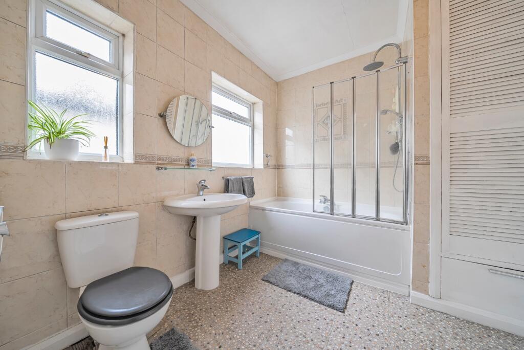 Additional image 12 of Braundton Avenue, Sidcup, Kent, DA15