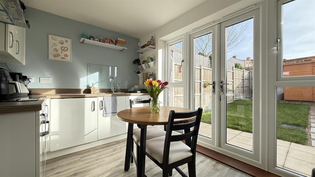 Additional image 8 of Potkins Road, Warwick