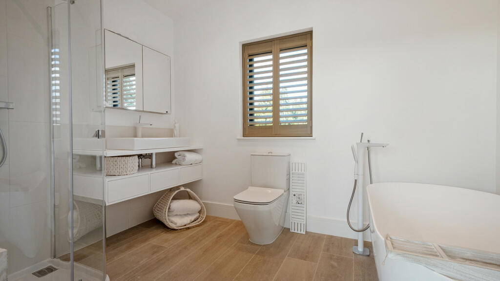 Additional image 17 of Riverside Off Tiddington Road, Stratford Upon Avon, Warwickshire. CV37 7BD