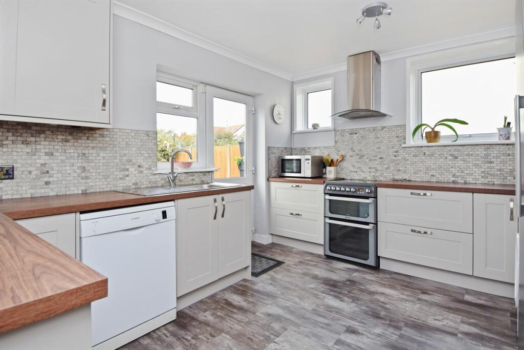 Additional image 9 of Glen Avenue, Herne Bay