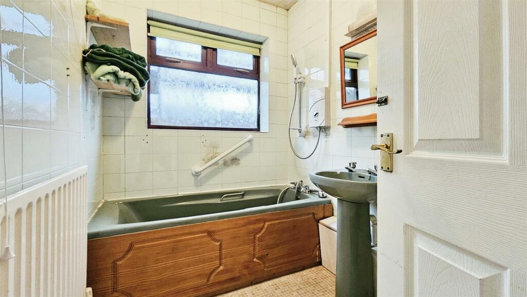 Additional image 7 of Castle View, Hatton, Derby