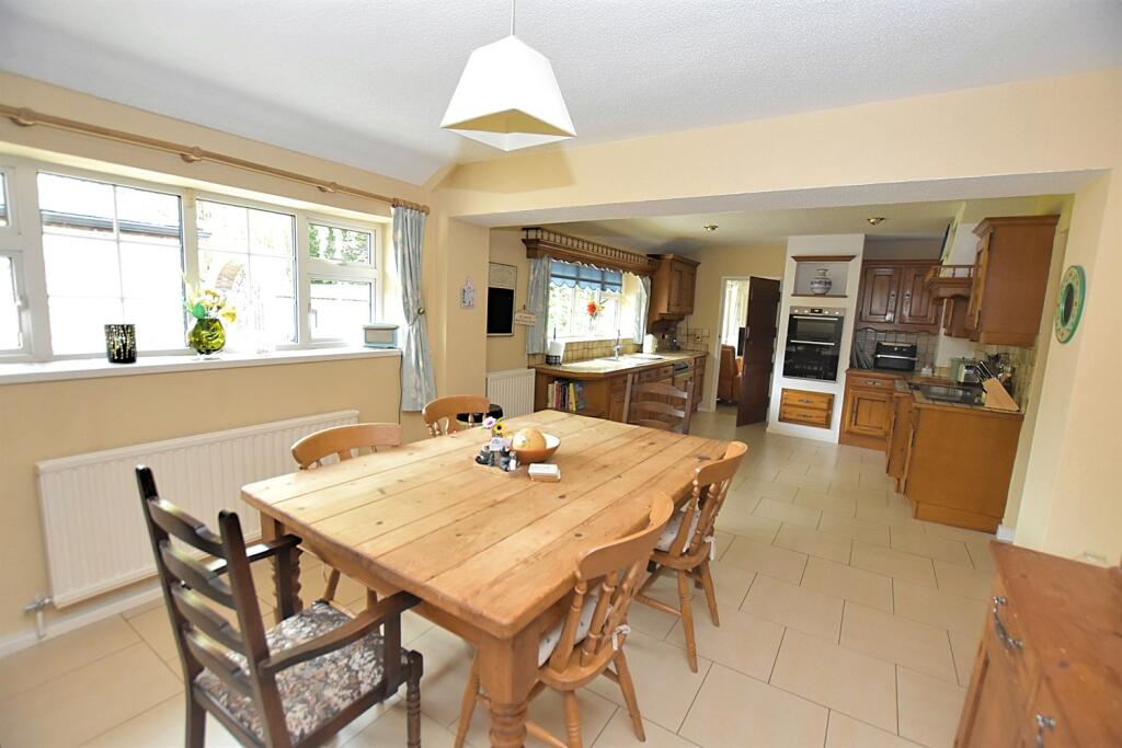 Additional image 18 of Holmes Chapel Road, Somerford, Congleton