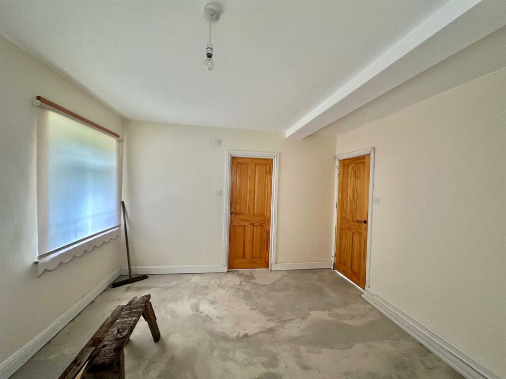 Additional image 28 of Crewe Road, Willaston, Cheshire