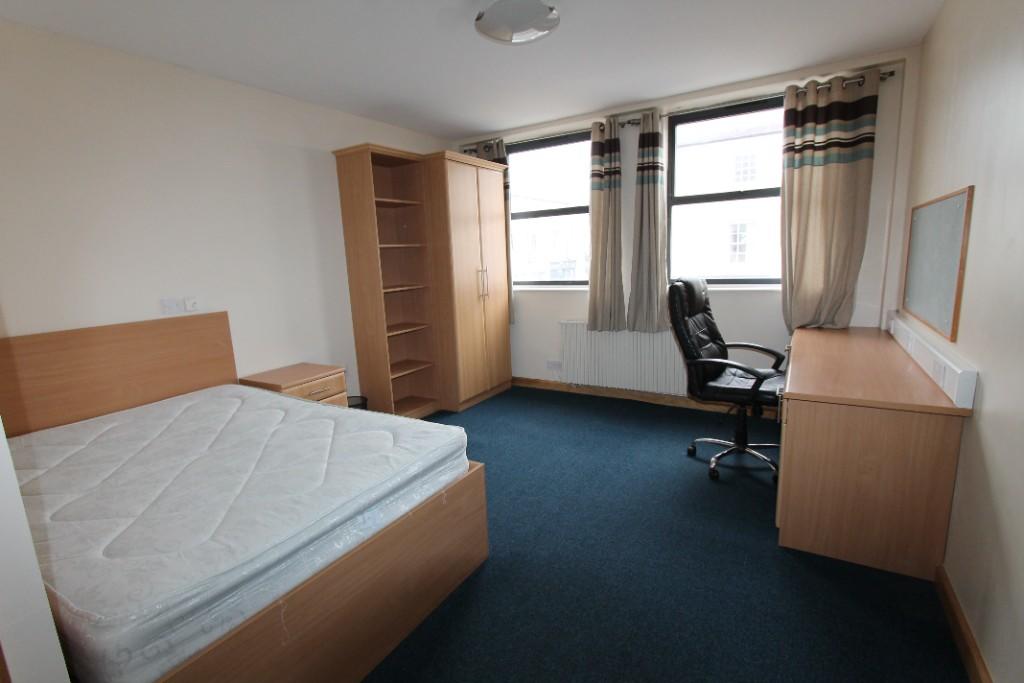 Additional image 4 of Flat 1, 118-120 Warwick Street, Leamington Spa, Warwickshire, CV32