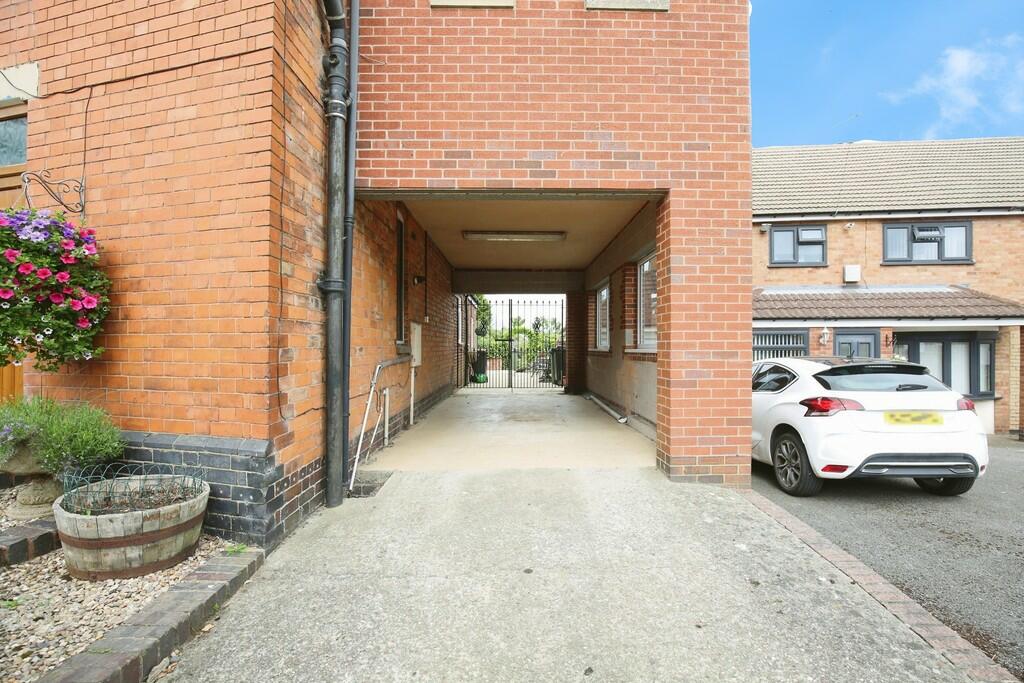 Additional image 28 of Grange Road, Hartshill