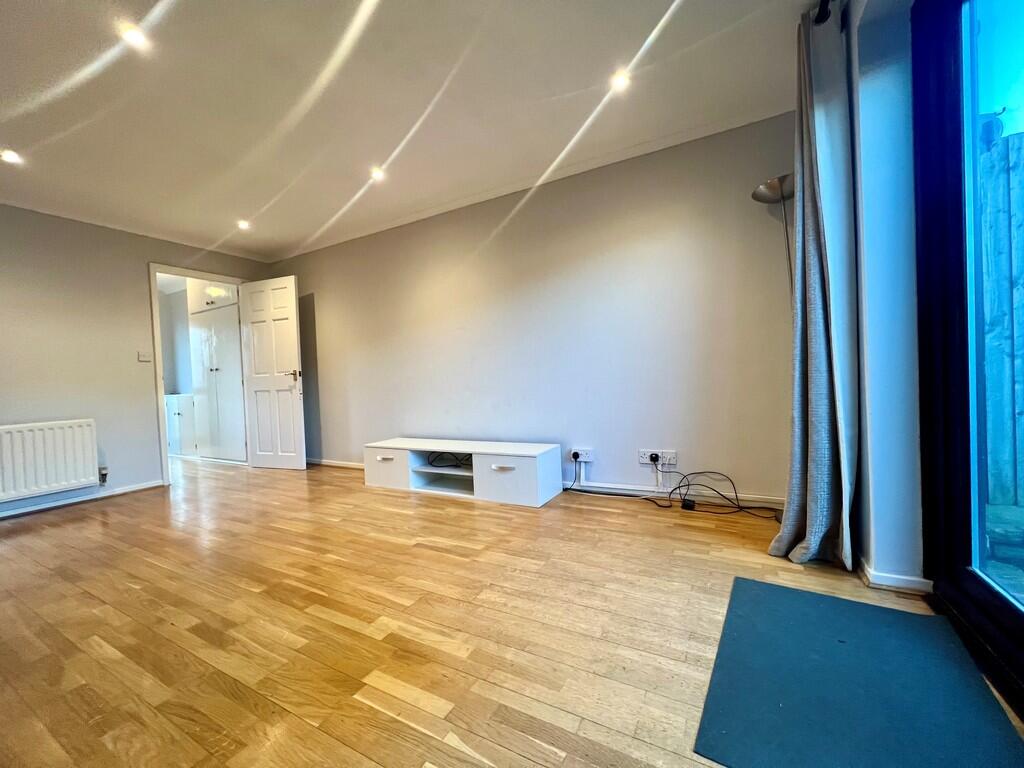 Additional image 5 of Hilton Court, Hearsall Lane, Coventry