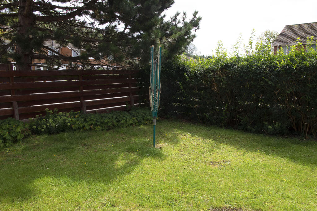 Additional image 10 of 12 Hurley Close, Leamington Spa, CV32 5XB