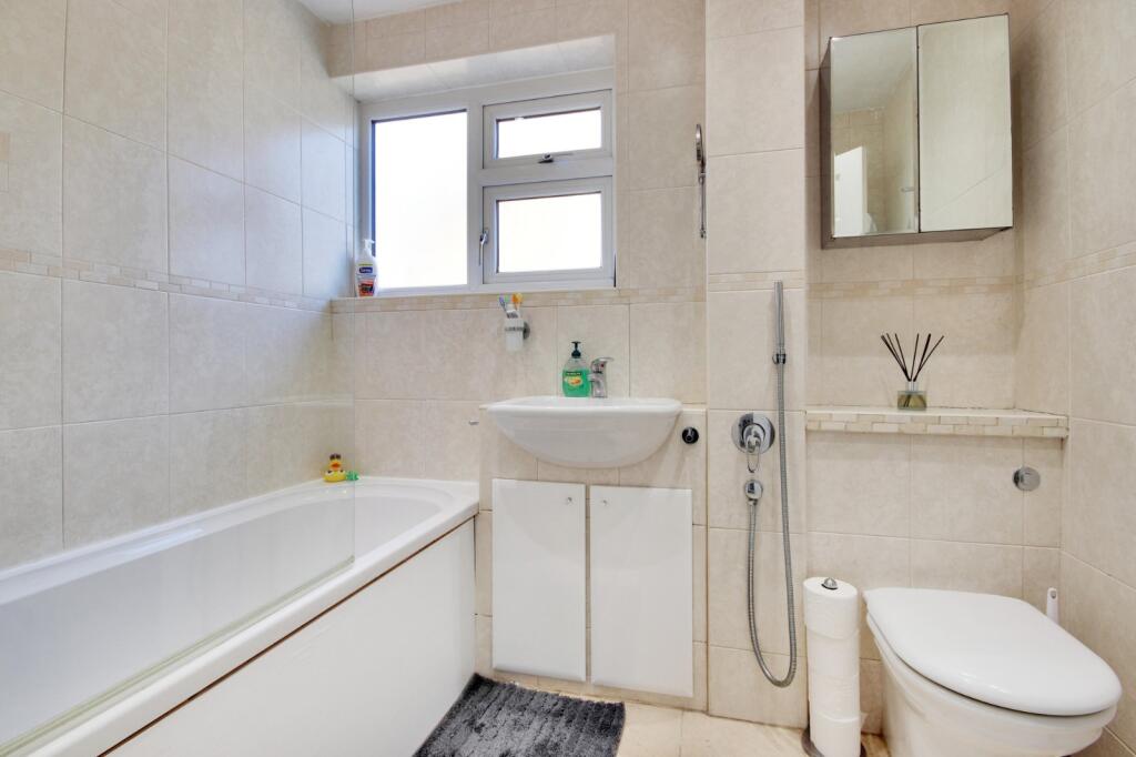 Additional image 15 of Istead Rise, Gravesend, Kent, DA13