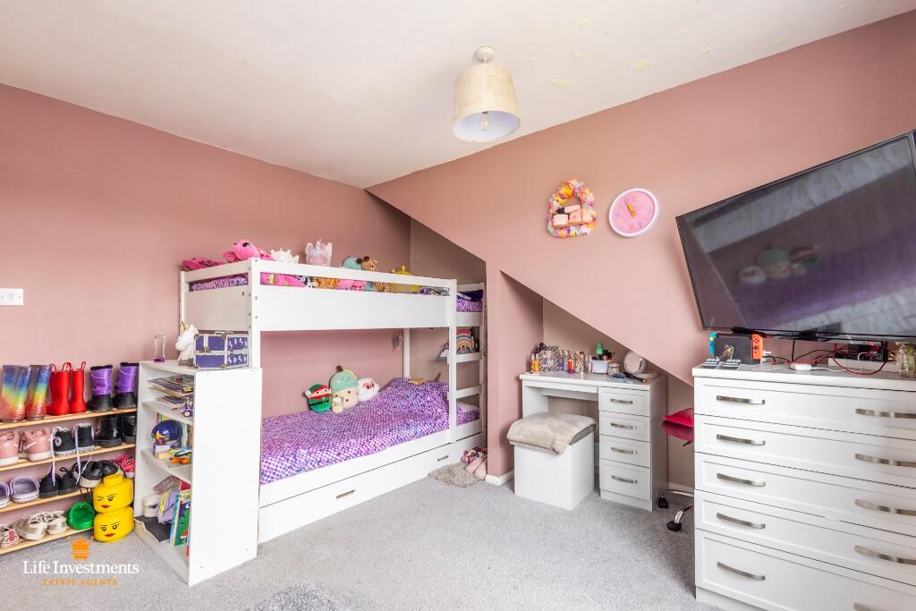 Additional image 27 of Thackeray Close, Rugby, Warwickshire, CV22