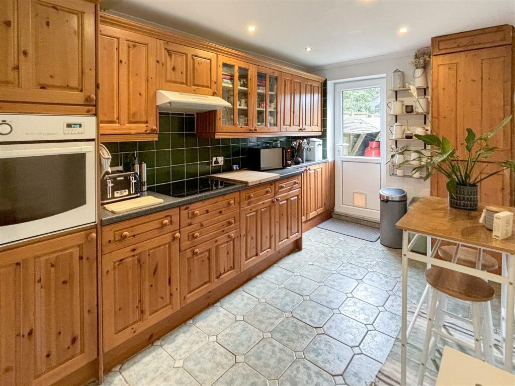 Additional image 4 of Compton Road, Lighthorne Heath