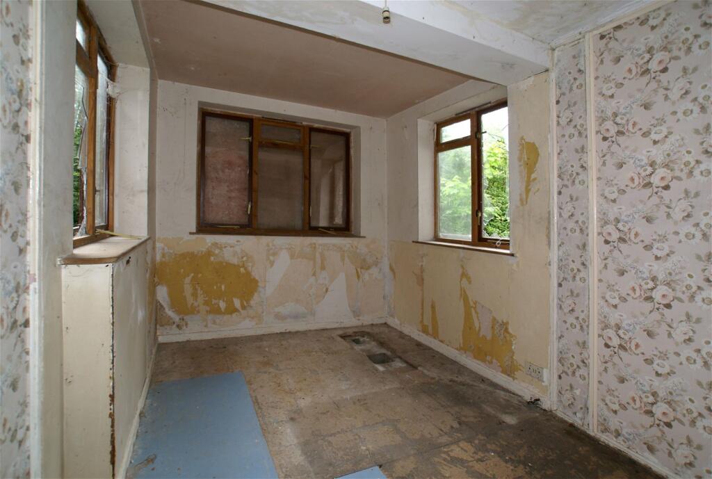 Additional image 12 of Warney Lodge, Old Road, Darley Dale.