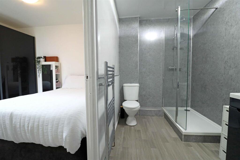 Additional image 7 of Woodloes Park, Warwick