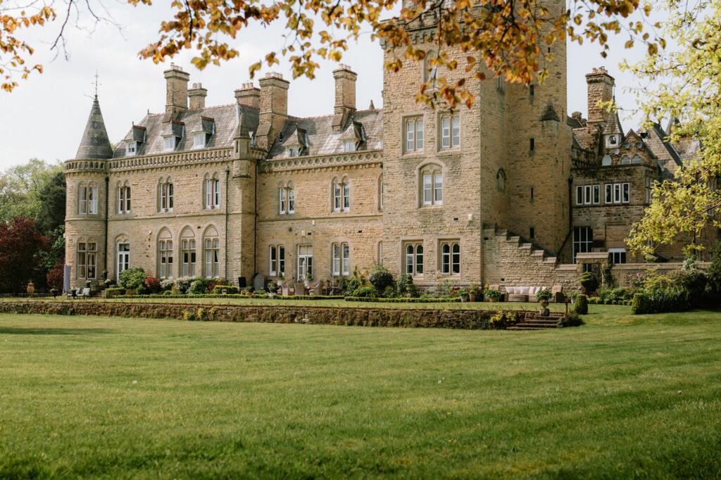 Additional image 26 of Bespoke and luxurious apartment overlooking a lake