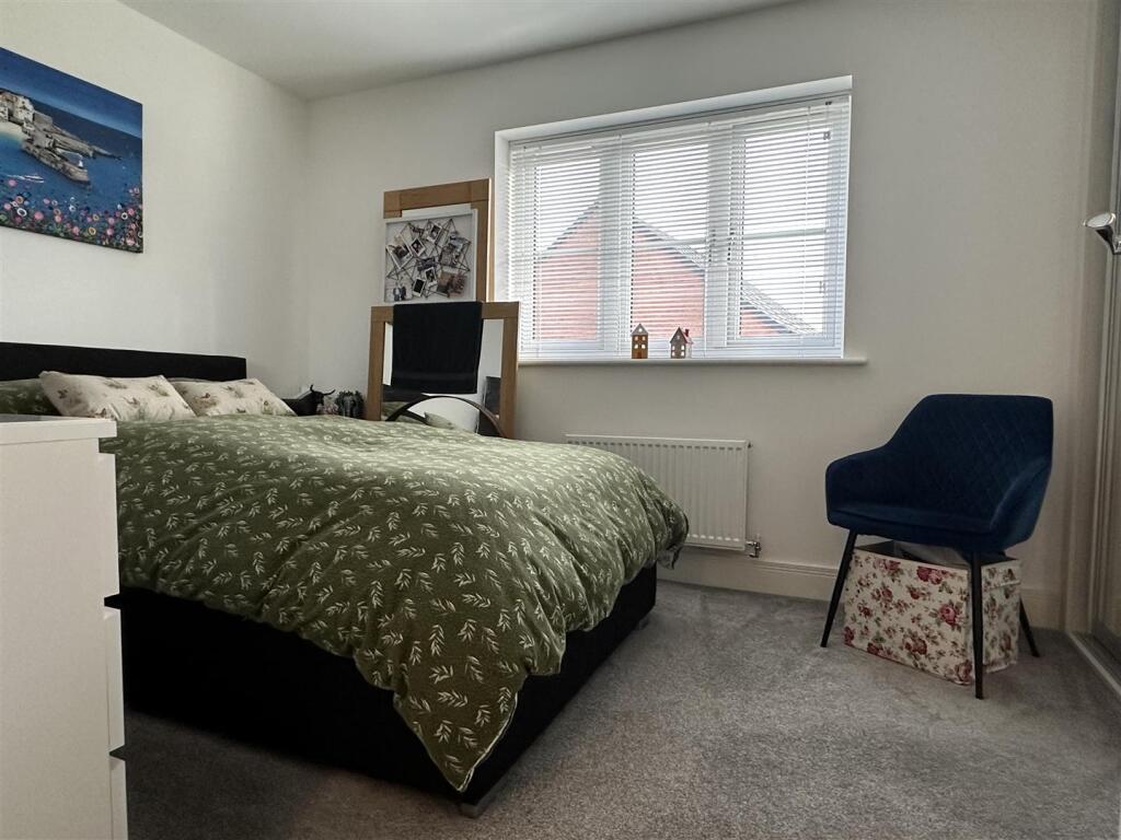 Additional image 10 of Devis Drive, Kenilworth ** QUIET LOCATION **