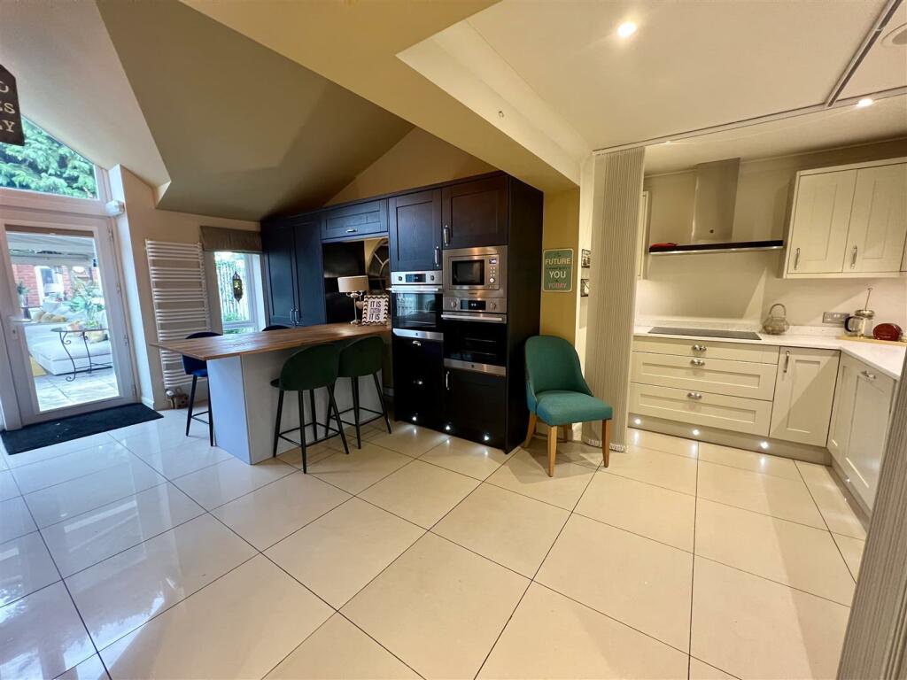 Additional image 15 of Exciting Business Opportunity with Residential Accommodation