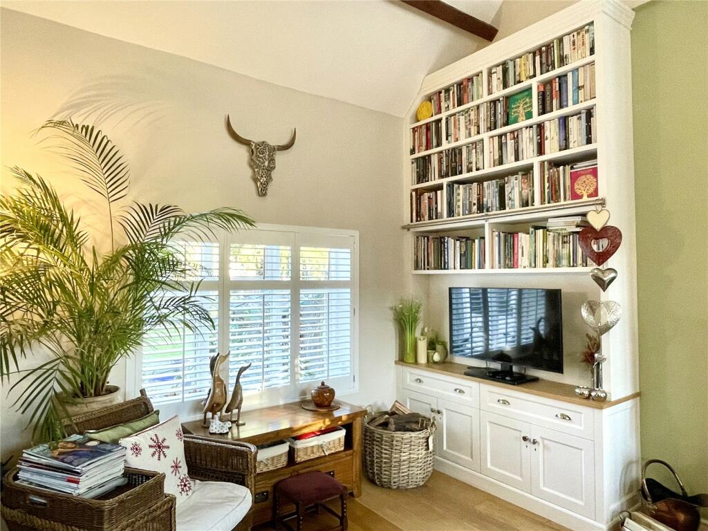 Additional image 10 of Caldecote Hall Drive, NUNEATON, Warwickshire, CV10