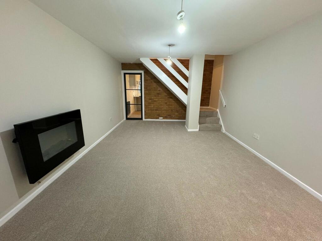 Additional image 5 of Buckden Close